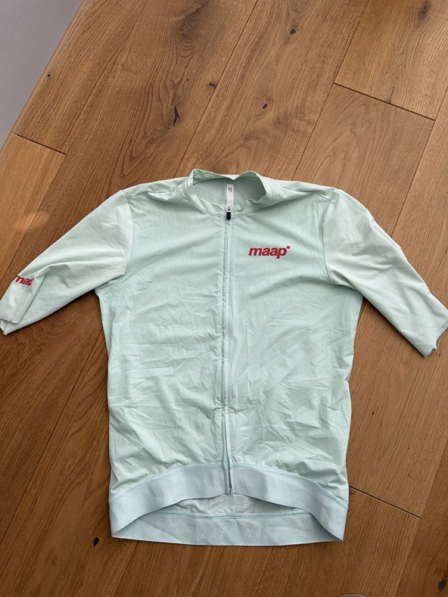 Canottiere & Pantaloni: Maap Radtrikot Gr. M  – Nuovo (secondo la descrizione) da St. Gallen venduto da Janeli.
