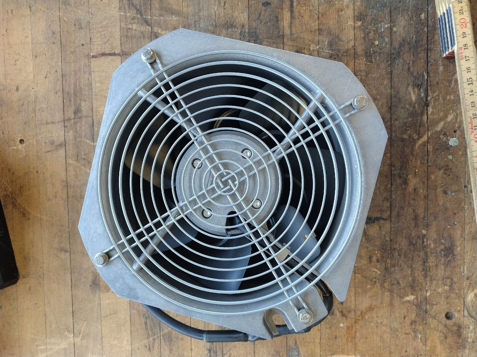 Ventilatori: 3 Stück 230V Kompaktventilator  – Nuovo (secondo la descrizione) da Brüttisellen venduto da Grorbas 1