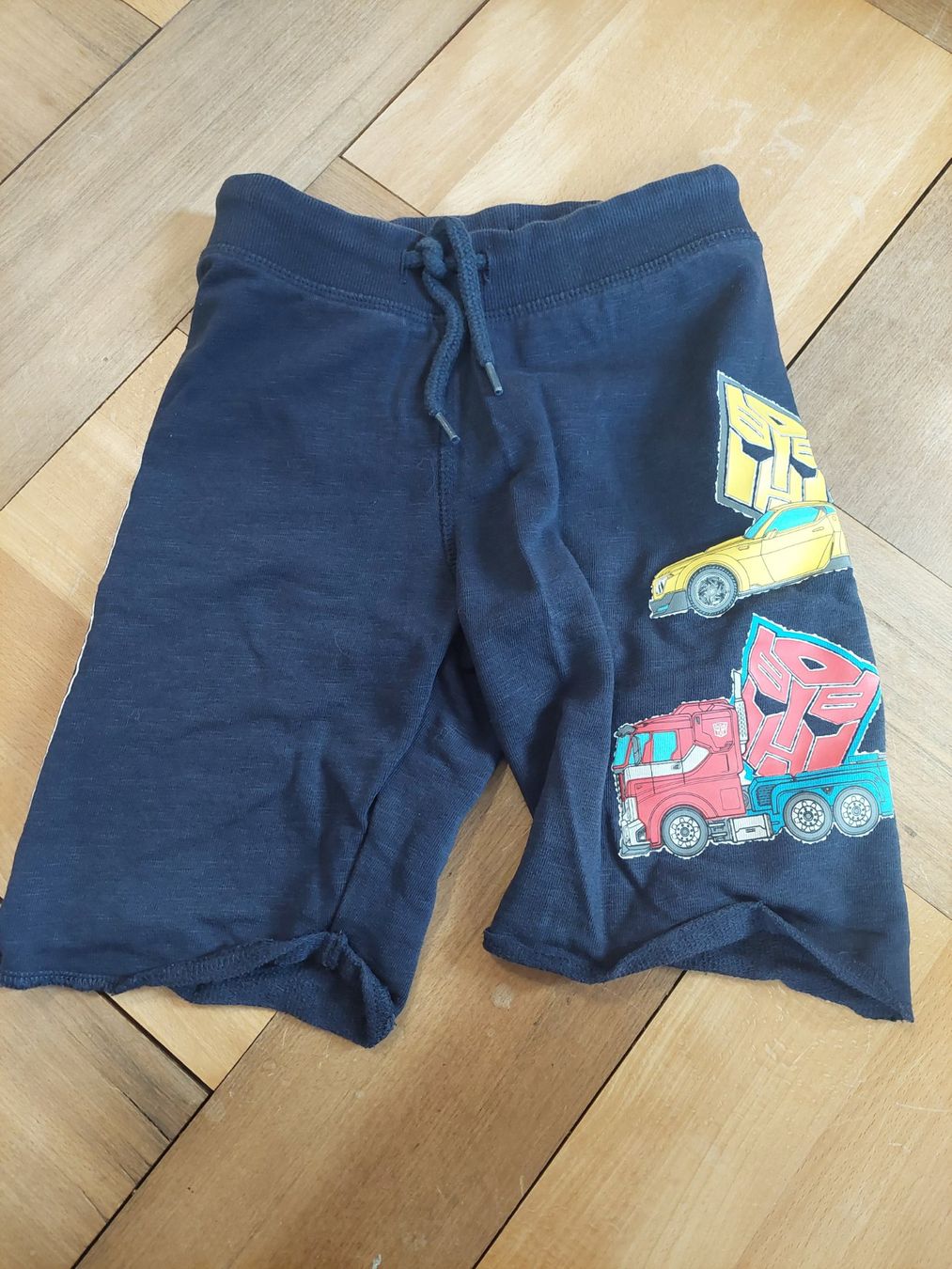 C&A Pantaloni: C&A Transformers Kurze Hose Grösse 104 – Usato da Beckenried venduto da Havacola 1