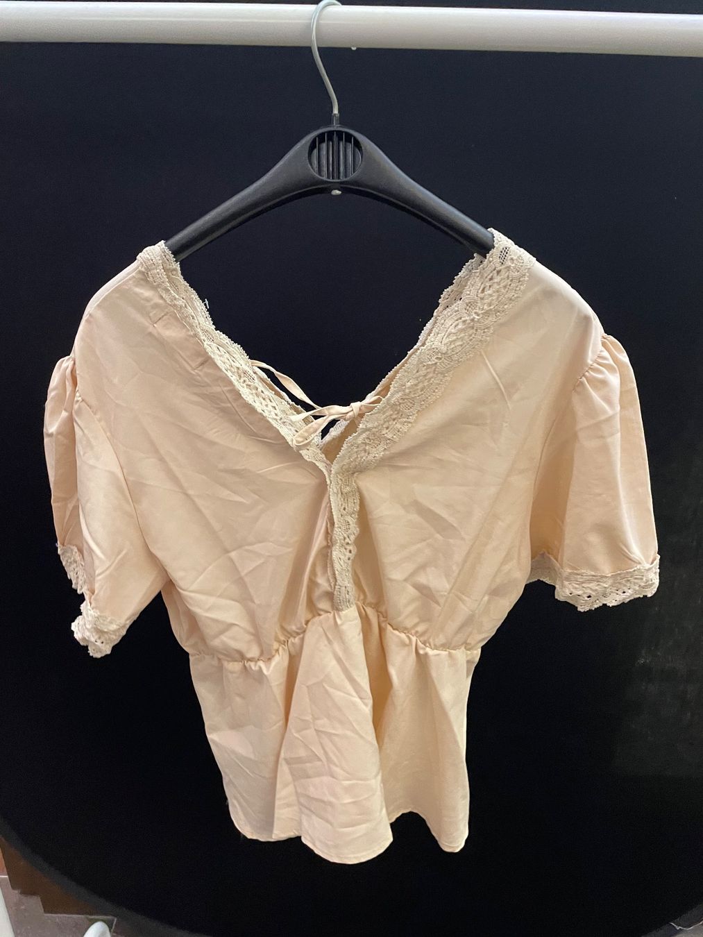 Camicette: Sommerliche Carmenbluse mit Spitze Gr. M – Usato da Wollerau venduto da Poschro68 1