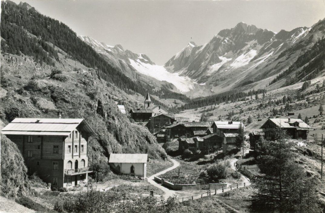 Cartoline postali: Blatten  VS  im Lötschental  -   4 diverse Karten – Usato da Brig venduto da Valcards54