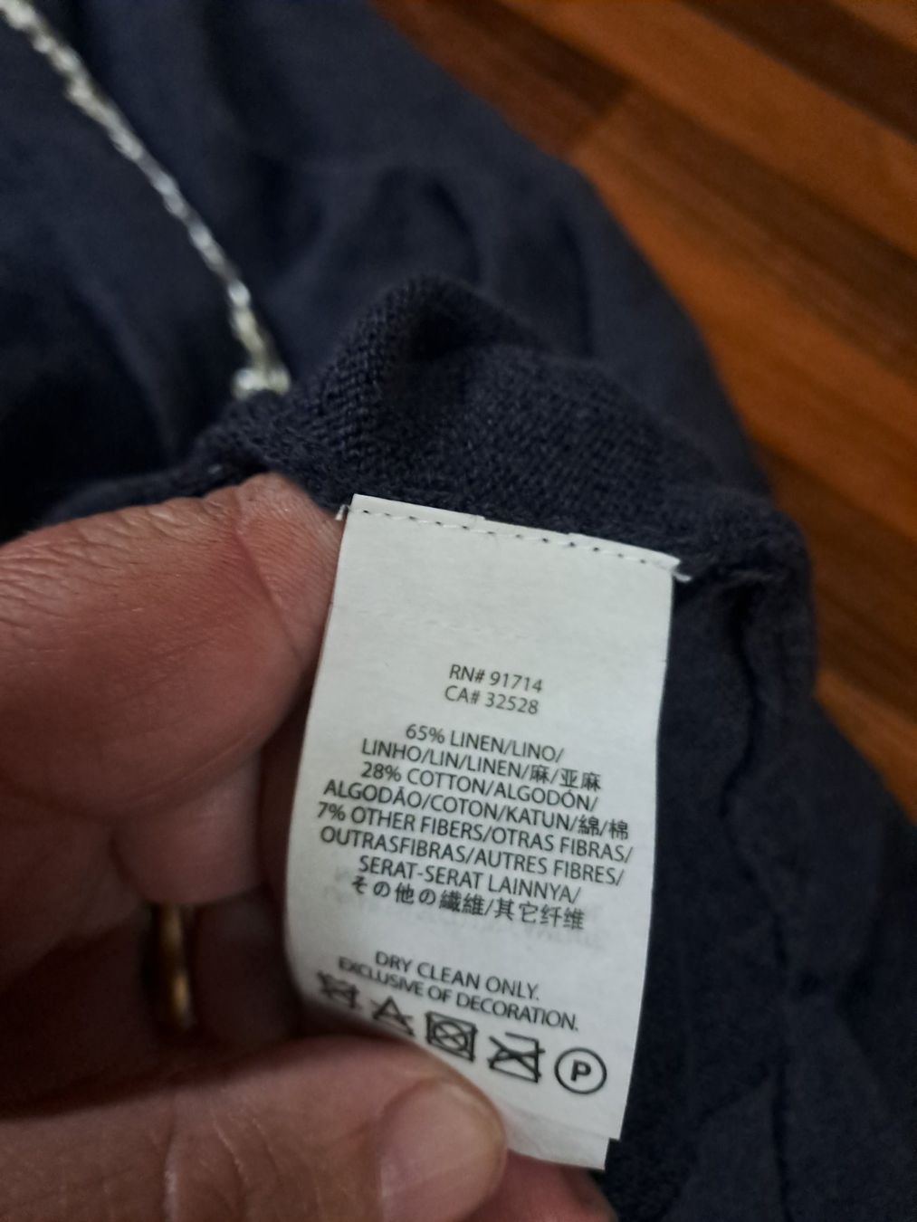 Armani Giacche: Armani Jäckli Leinen/BW Gr.ca M – Usato da Emdthal venduto da kasira 2