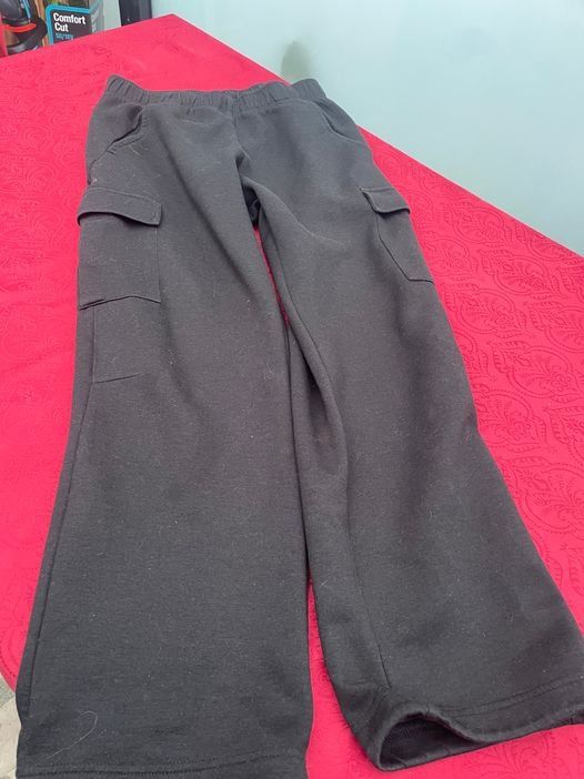 C&A Pantaloni: Junge Hose schwarz Move S – Usato da Bergdietikon venduto da antovale