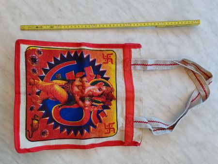 Typische indische stabile Einkaufstaschen mit Ganesha