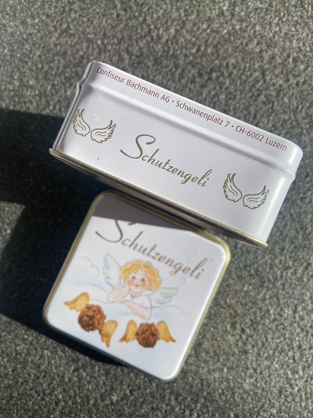 Sonstige Dekorationen & Accessoires: Schutzengeli Blechdose Confiserie Bachmann leer – Gebraucht aus Schwarzenburg von Aha016 1