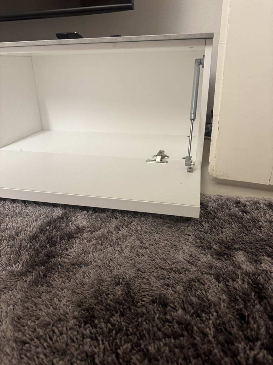 TV Möbel: Sideboard – Gebraucht aus Zürich von Leined 2