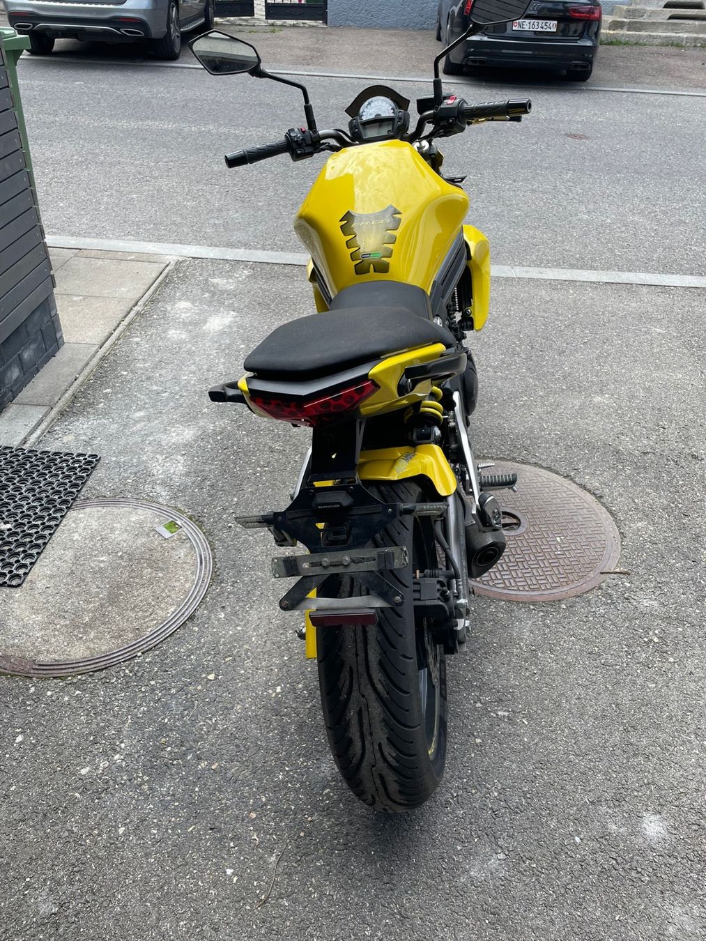 Kawasaki Strada: KAWASAKI ER6N – Usato da le locle venduto da yas_v5rs 4