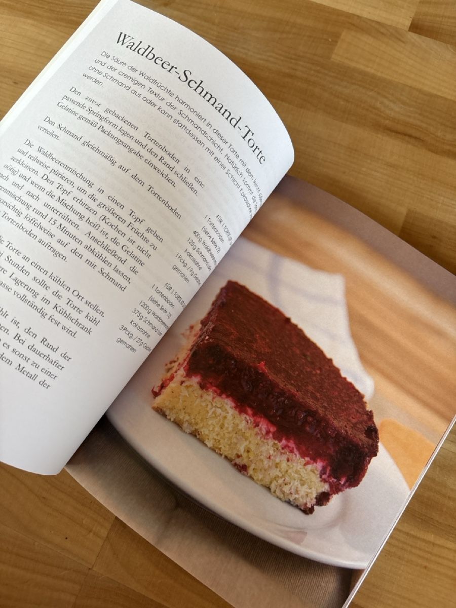 Libri: Kochbuch / Das Urgeschmack Dessert Buch – Usato da Rümlang venduto da euqinom16 8