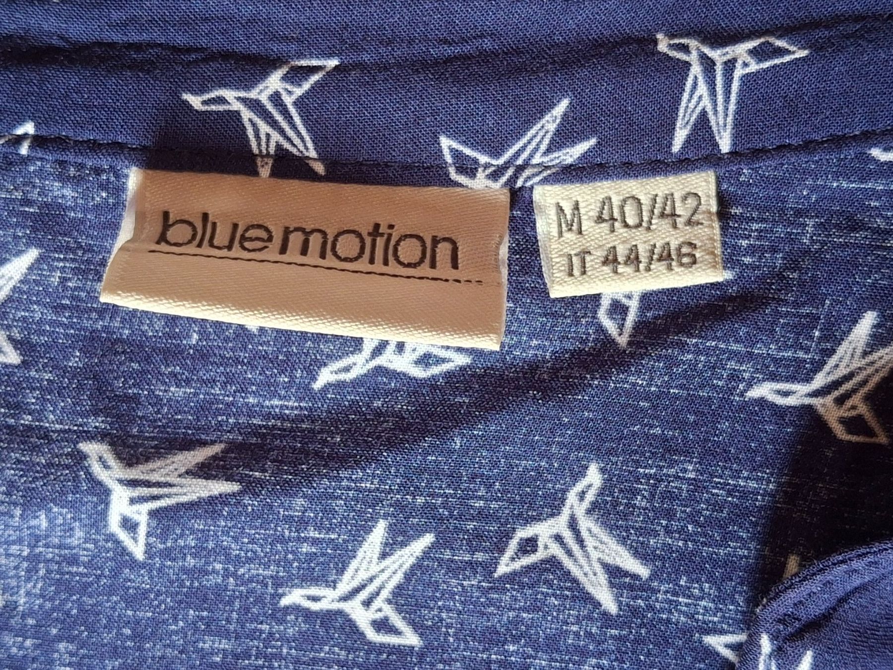 Top: Haut taille 40/42 marque Blue Motion col en V – Usato da Villiers venduto da san_jn5w 3