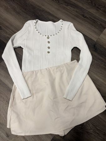 Kleiderpaket Damen Oberteile und Shorts Grösse S 