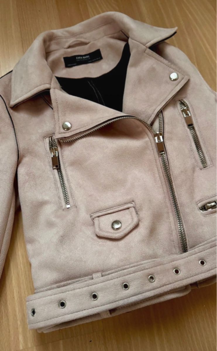 Zara Giacche: Rosa Wildlederjacke von Zara Basic, Grösse M, neuwertig – Nuovo (secondo la descrizione) da Langnau i. E. venduto da Witchblade 1