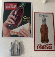 Coca Cola Konvolut: Blechschilder und Salz & Pfeffer Set
