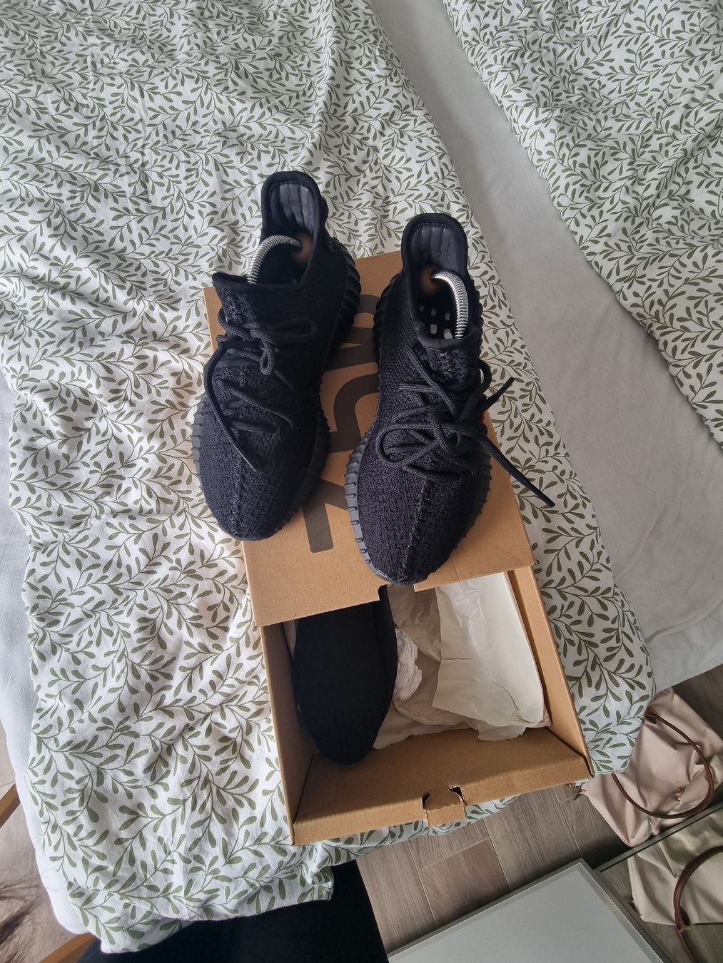 Adidas Scarpe da uomo: Yeezy boost adidas Gr. 39 1/3 – Nuovo (secondo la descrizione) da Immensee venduto da susana1235 1