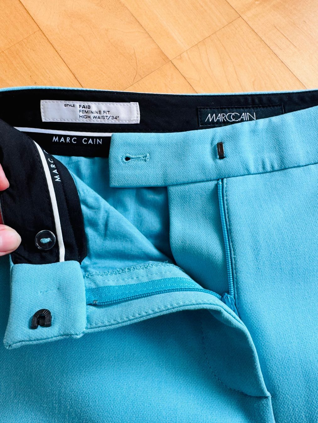 Marc Cain Pantaloni: MARC CAIN Hose N1 34 36 Freizeithose – Nuovo (secondo la descrizione) da Rorschacherberg venduto da JulieDanielle 1