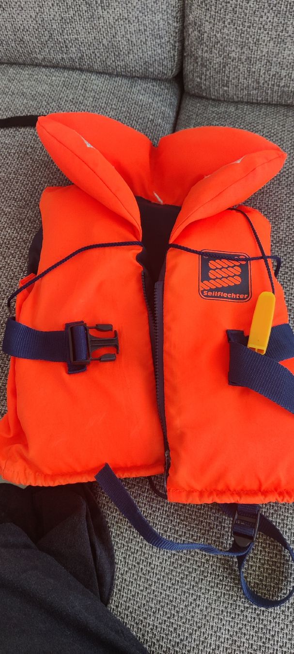 Giubbotti di salvataggio: Schwimmweste Kinder EN 395 Seilflechter – Usato da Mönchaltorf venduto da Verinha8