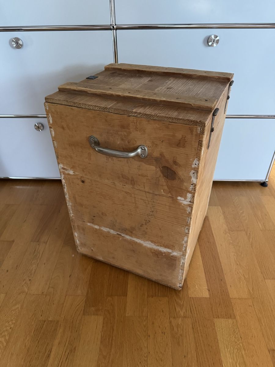 Coffres: Holztruhe – D'occasion à Oberrieden par Anirahtak 2