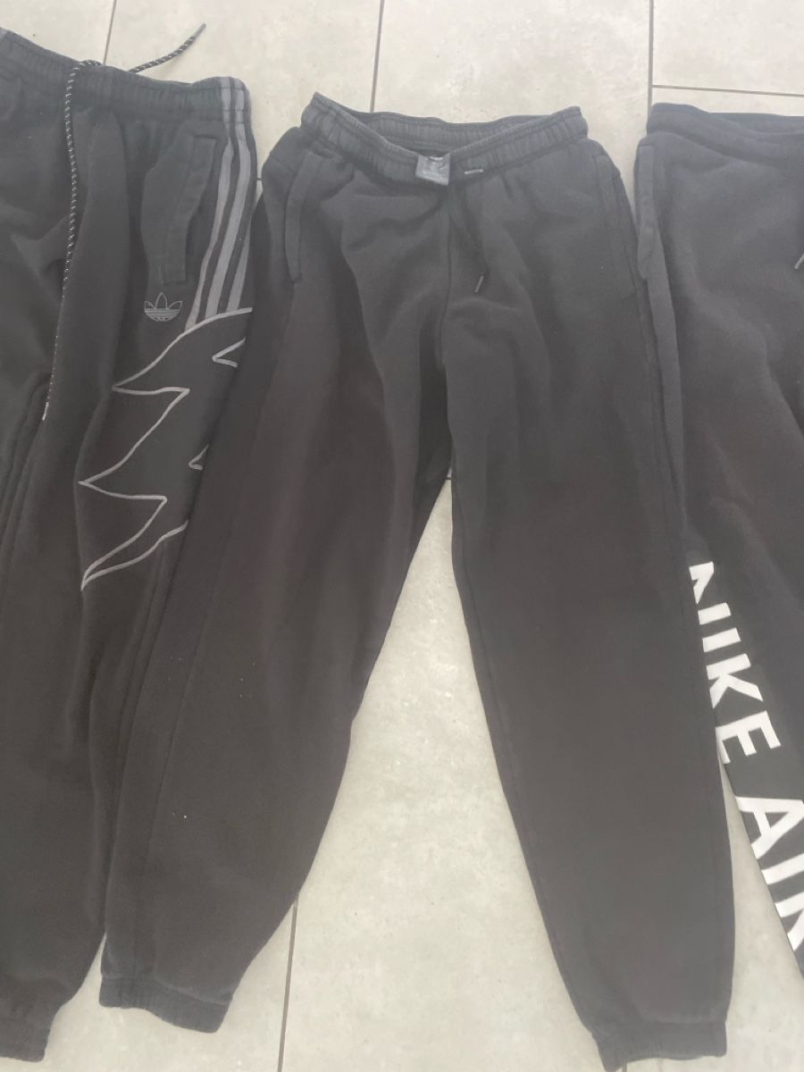 Nike Lotti & Set di vestiti: Trainer Hose Junge Gr.164 - 170 – Usato da Baar venduto da Vili7 1