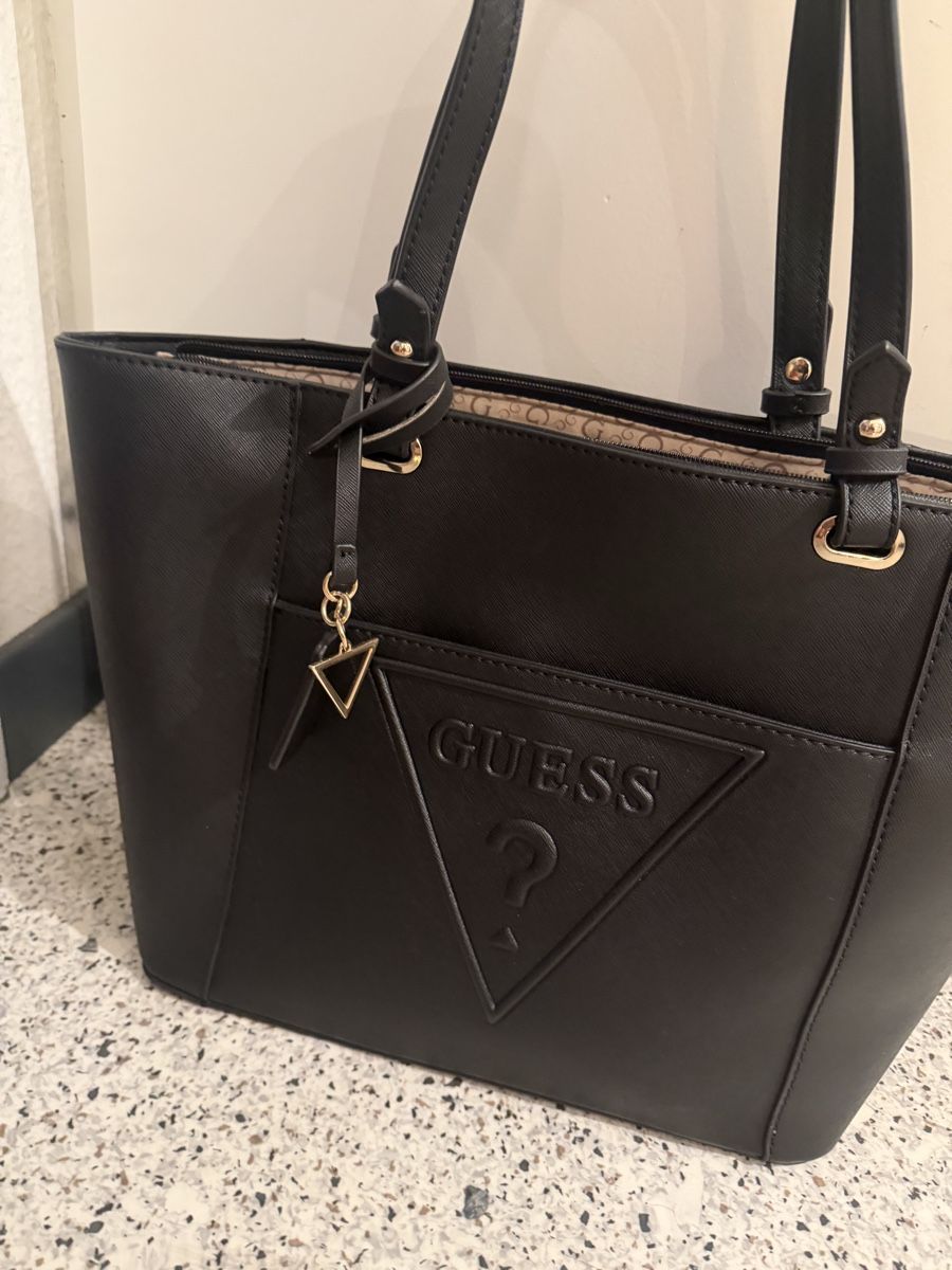 Guess Borse da donna: wunderschöne Schwarze Guess Tasche – Usato da Witterswil venduto da gsc_z6ts 1
