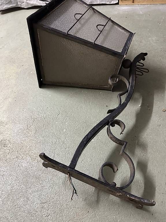 Lampade: Schmiedeeiserne Lampe  – Usato da St. Gallen venduto da Lilie70 1
