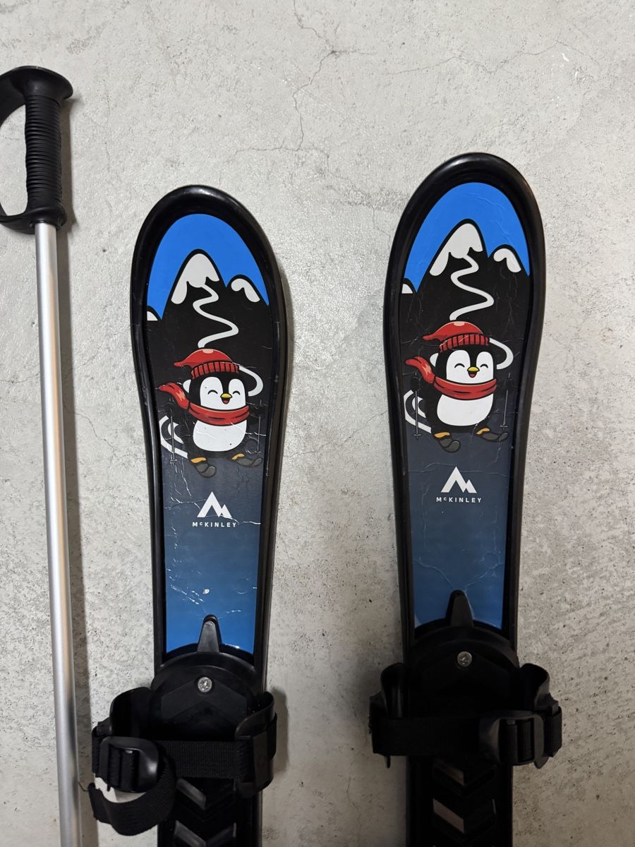 Mckinley Sci: Kinder Ski Set McKinley inkl. Stöcke – Usato da Kilchberg ZH venduto da saradee 1