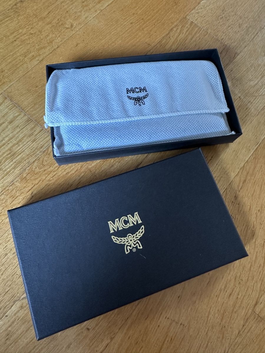 Mcm Altro in  Abbigliamento & Accessori: MCM Kartenetui blau Leder – Nuovo (secondo la descrizione) da Bern venduto da Ruhrallee 1