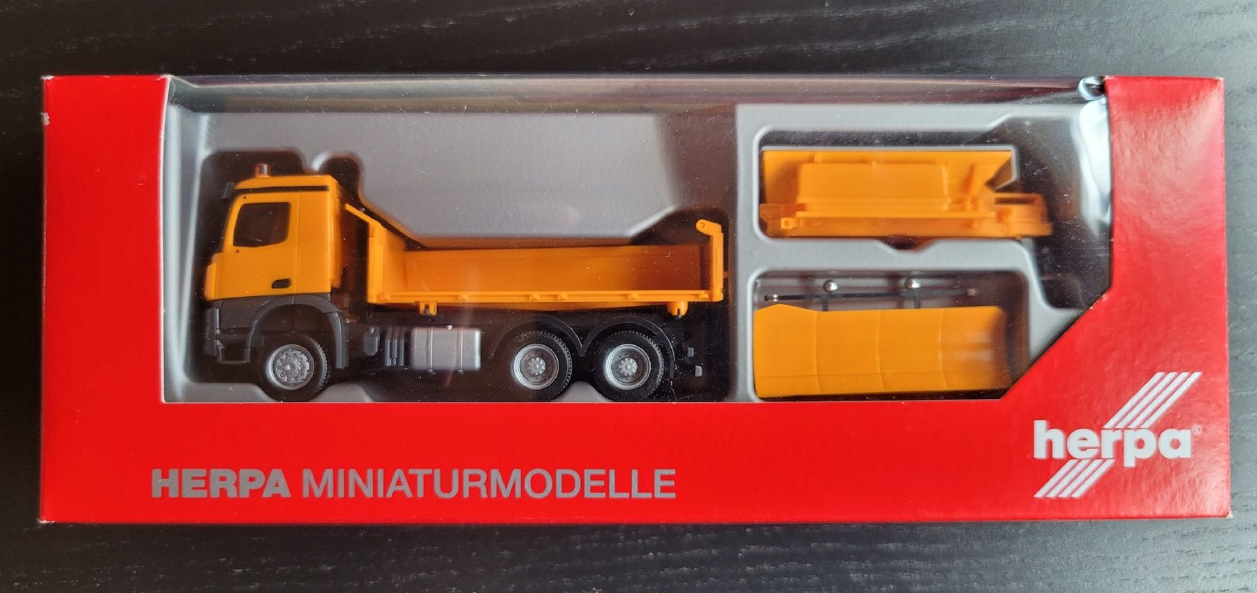 Herpa Kits de montage: Herpa Modelle 1:87 – D'occasion à Hettiswil par kuese85 4