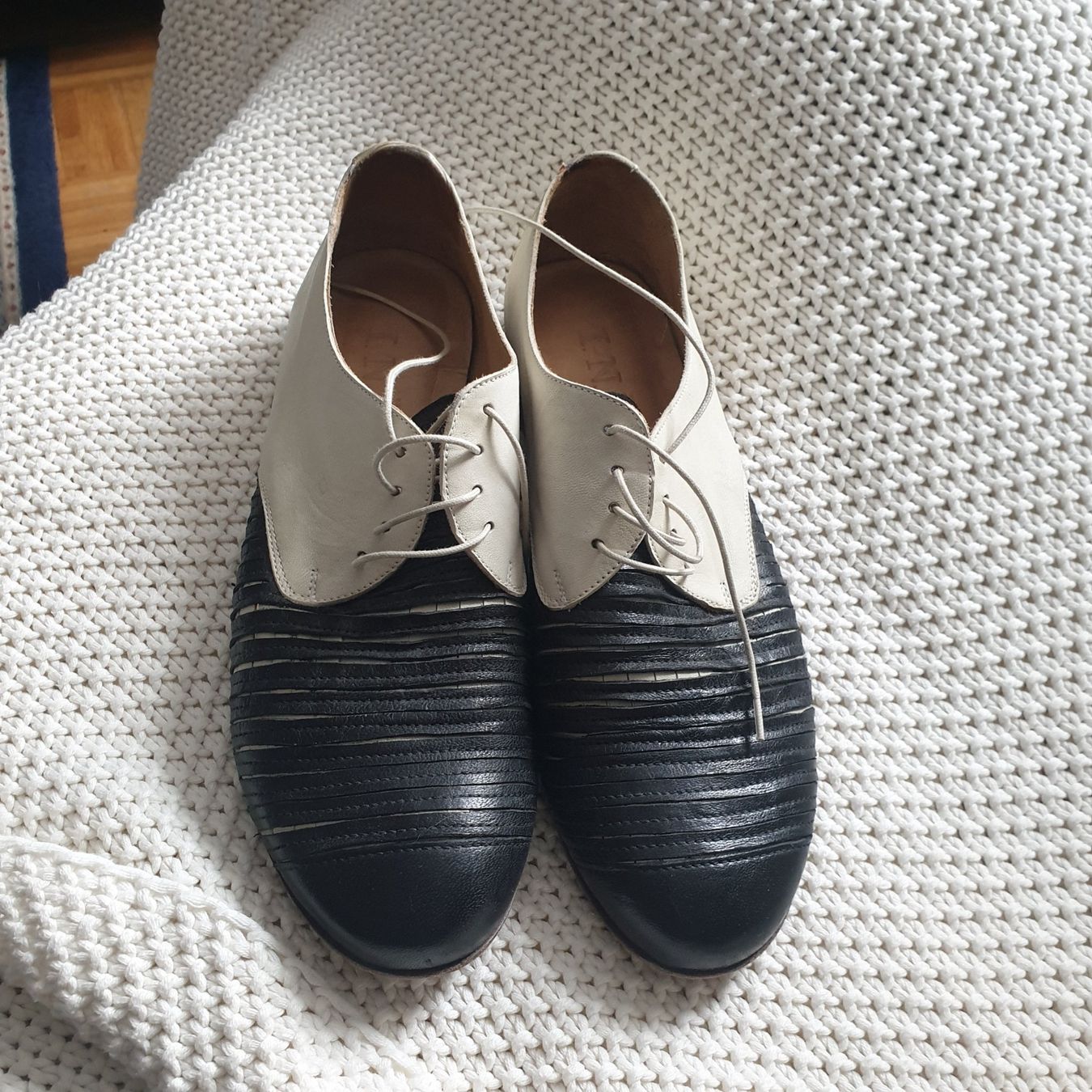 Scarpe da donna: INK schöner Echtleder- Schnürer Gr. 39 – Usato da Frenkendorf venduto da Chrigeli01 1