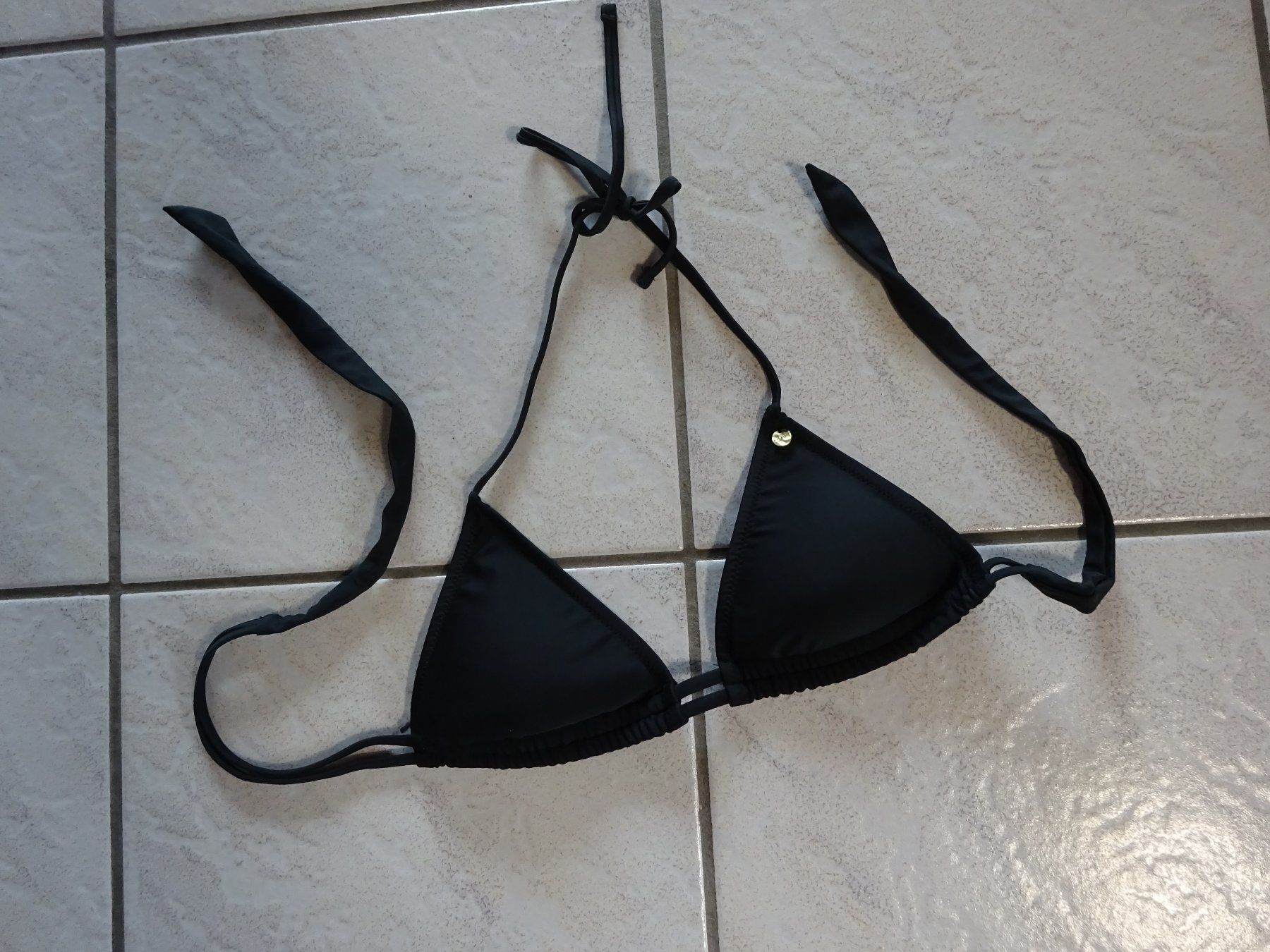 Badekleider & Bikinis: Sexy Bikini-Oberteil/Shiwi – Neu (gemäss Beschreibung) aus Rothrist von Mistery1