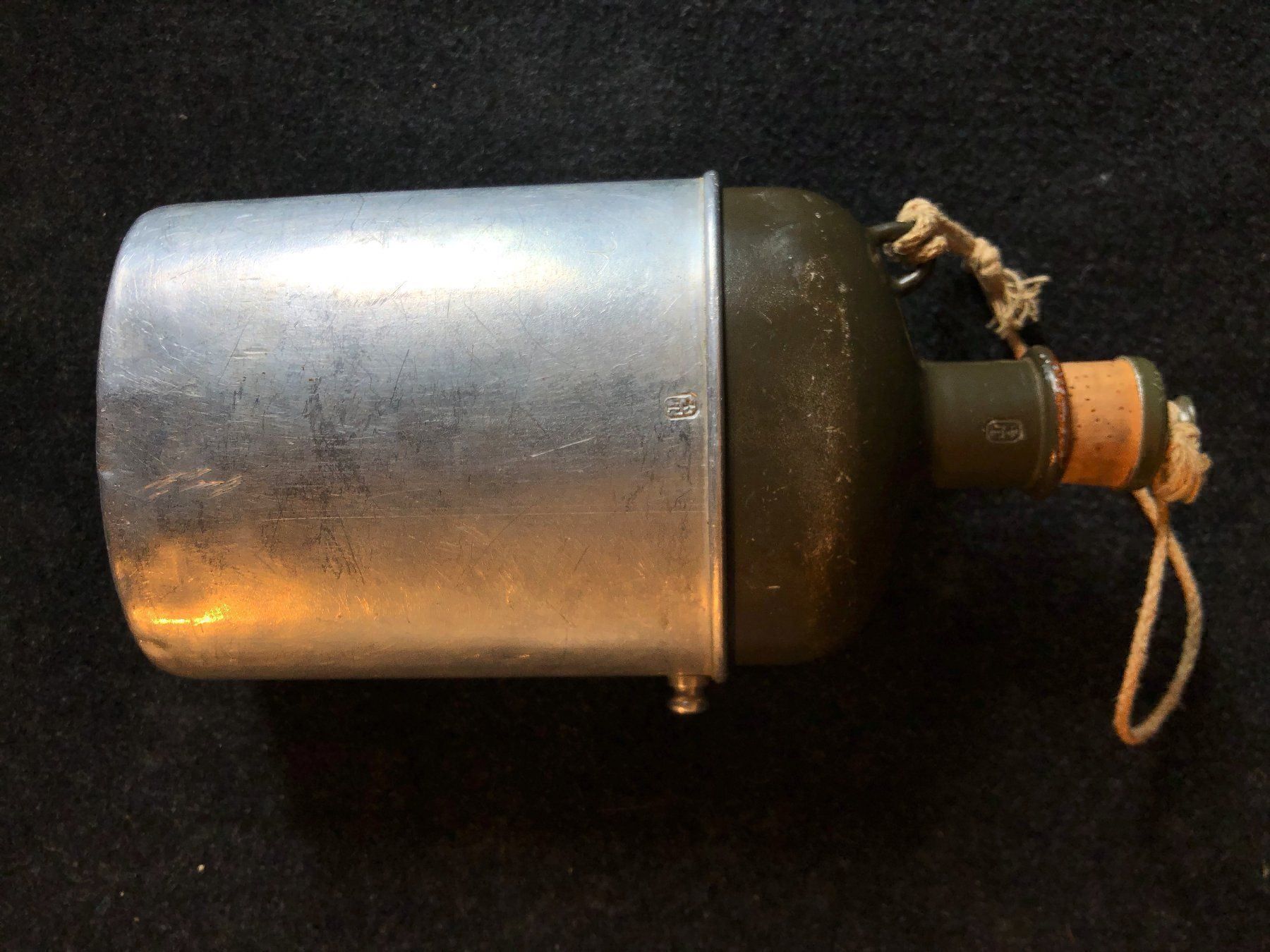 Schweizer Armee Borracce & Thermos: Gourde militaire / Schweizer Armeekürbis – Usato da Saignelégier venduto da Ax3l 4
