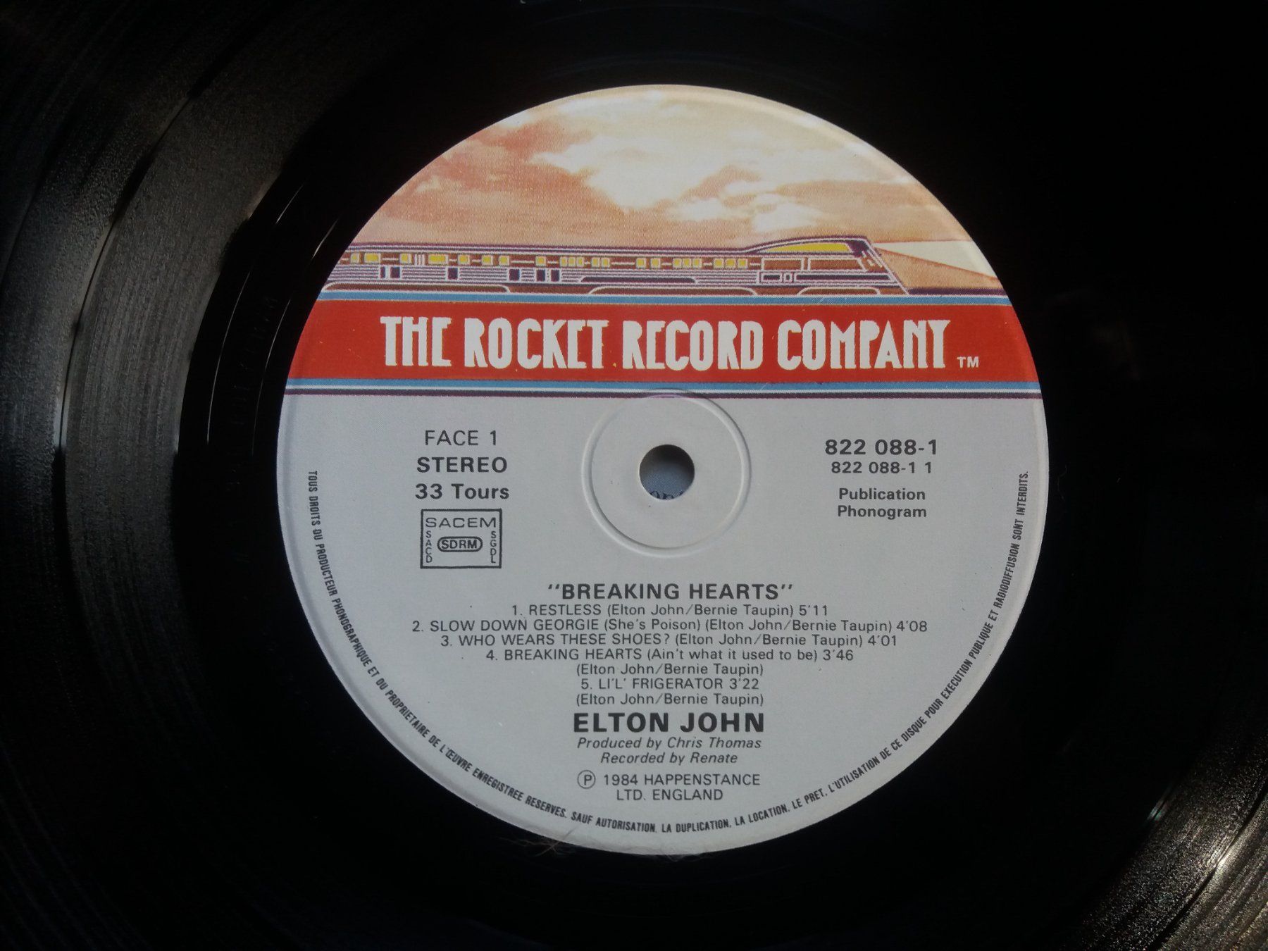 Dischi in vinile: LP (Elton John) breaking hearts – Usato da Meyrin venduto da toutatis 4