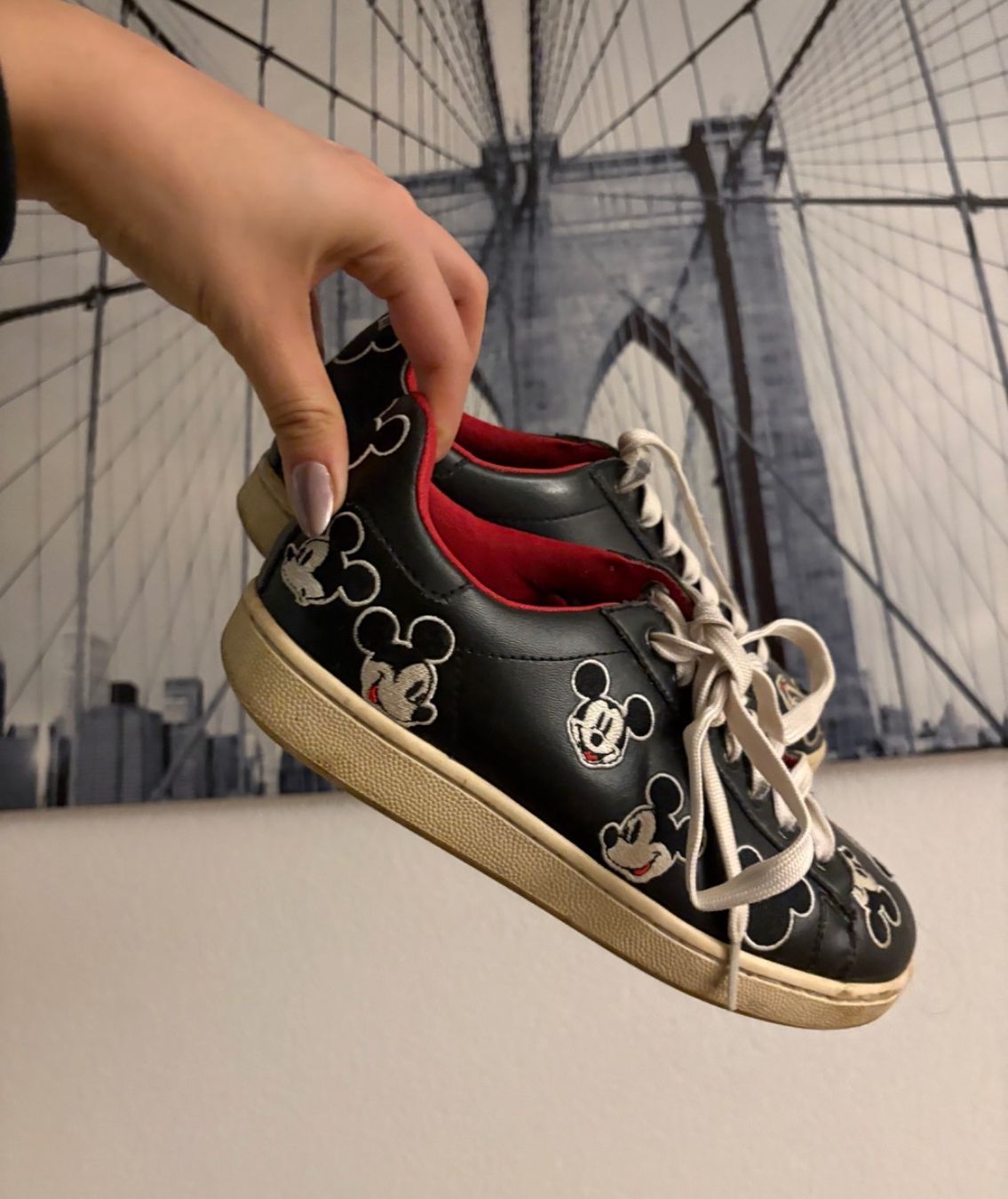 Scarpe da donna: Baskets Mickey Mouse noires, taille 39 – Usato da Montreux venduto da m.mlkstn 2