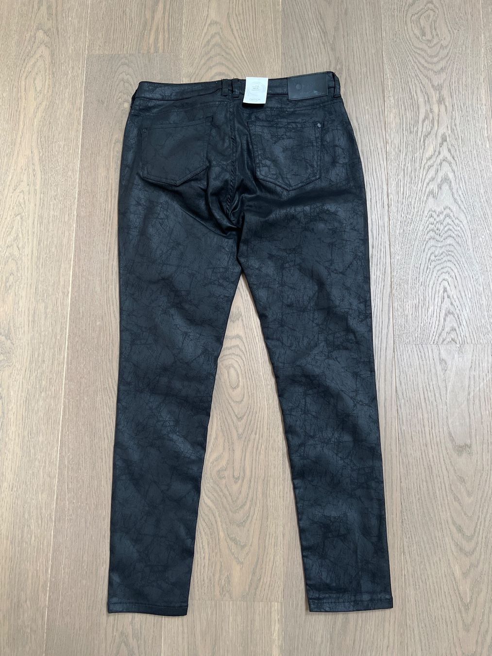 Pantaloni: Cartoon Hose Gr.42/44 - Neu – Nuovo e nell'imballaggio originale da Visp venduto da bluenero 1