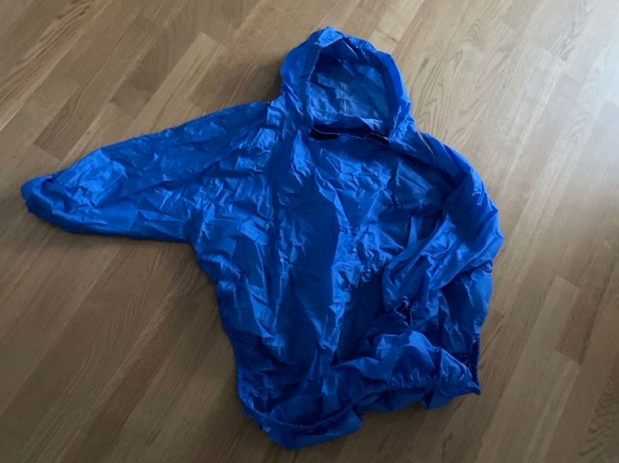 Giacche: ALLES RAUS Regenschutz Velofahrer – Usato da Kloten venduto da simones.thriftshop 1