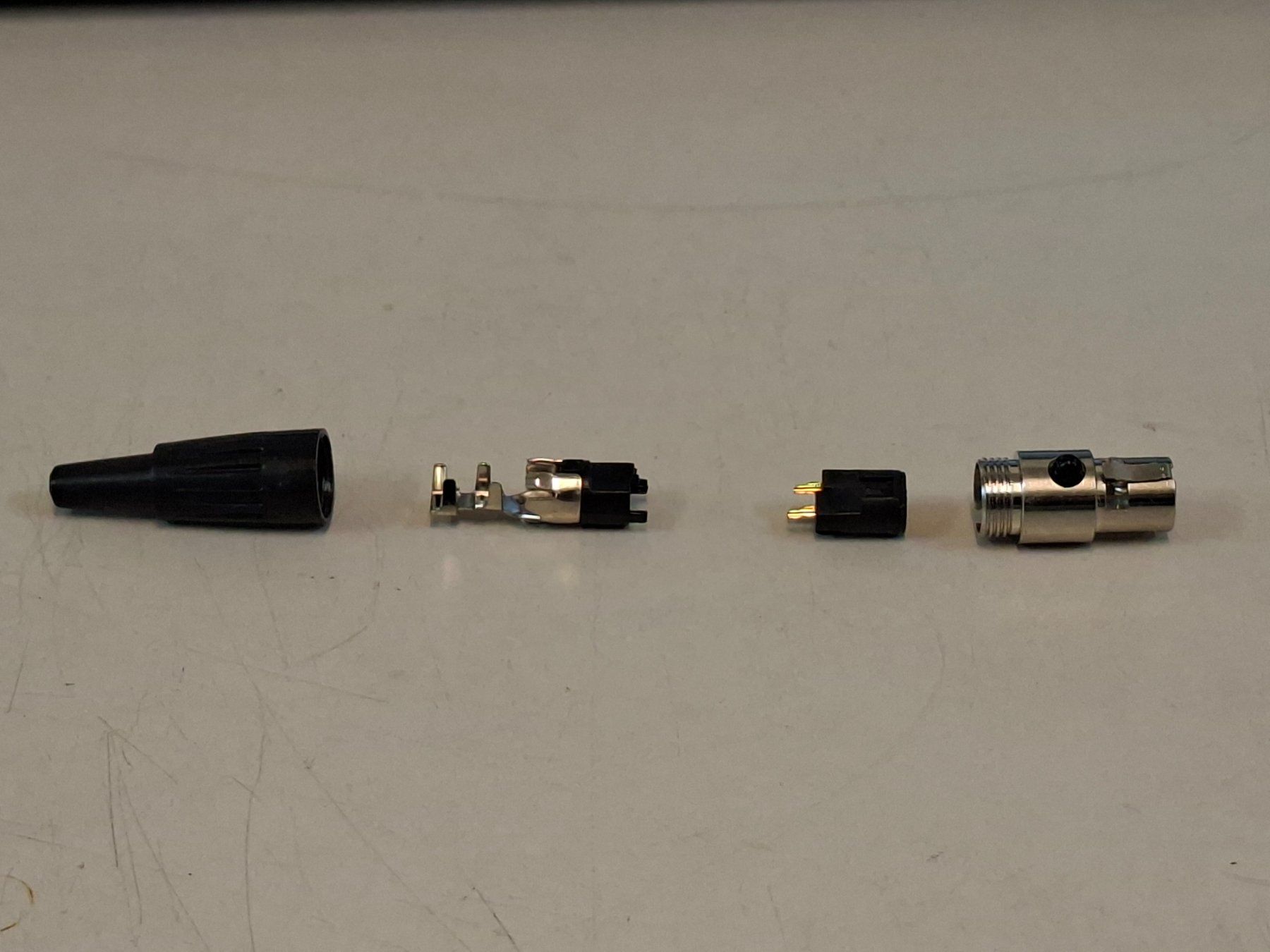 Elektronikbauteile: XLR Mini Stecker / Buchse – Gebraucht aus Niedergösgen von piccorx5 5