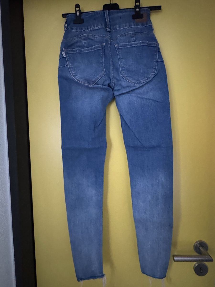 Jeans: Jeans push-up marca Tiffosi – Usato da Claro venduto da kel_v7dj 1