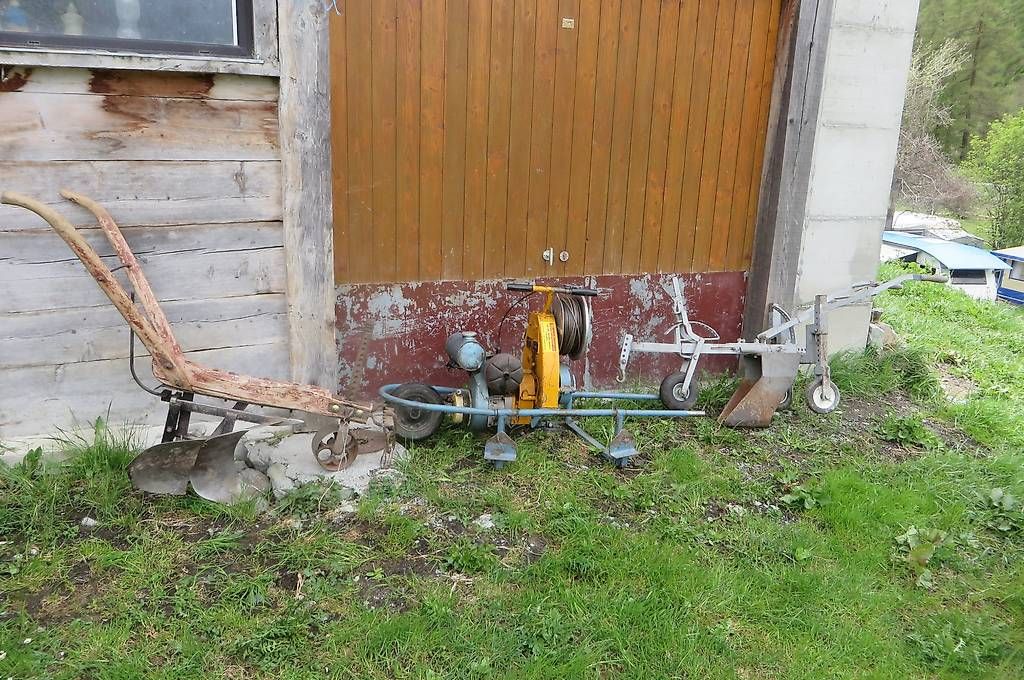 Tutte le macchine: matériel agricole – Usato da Les Haudères venduto da prazdolauc14 1