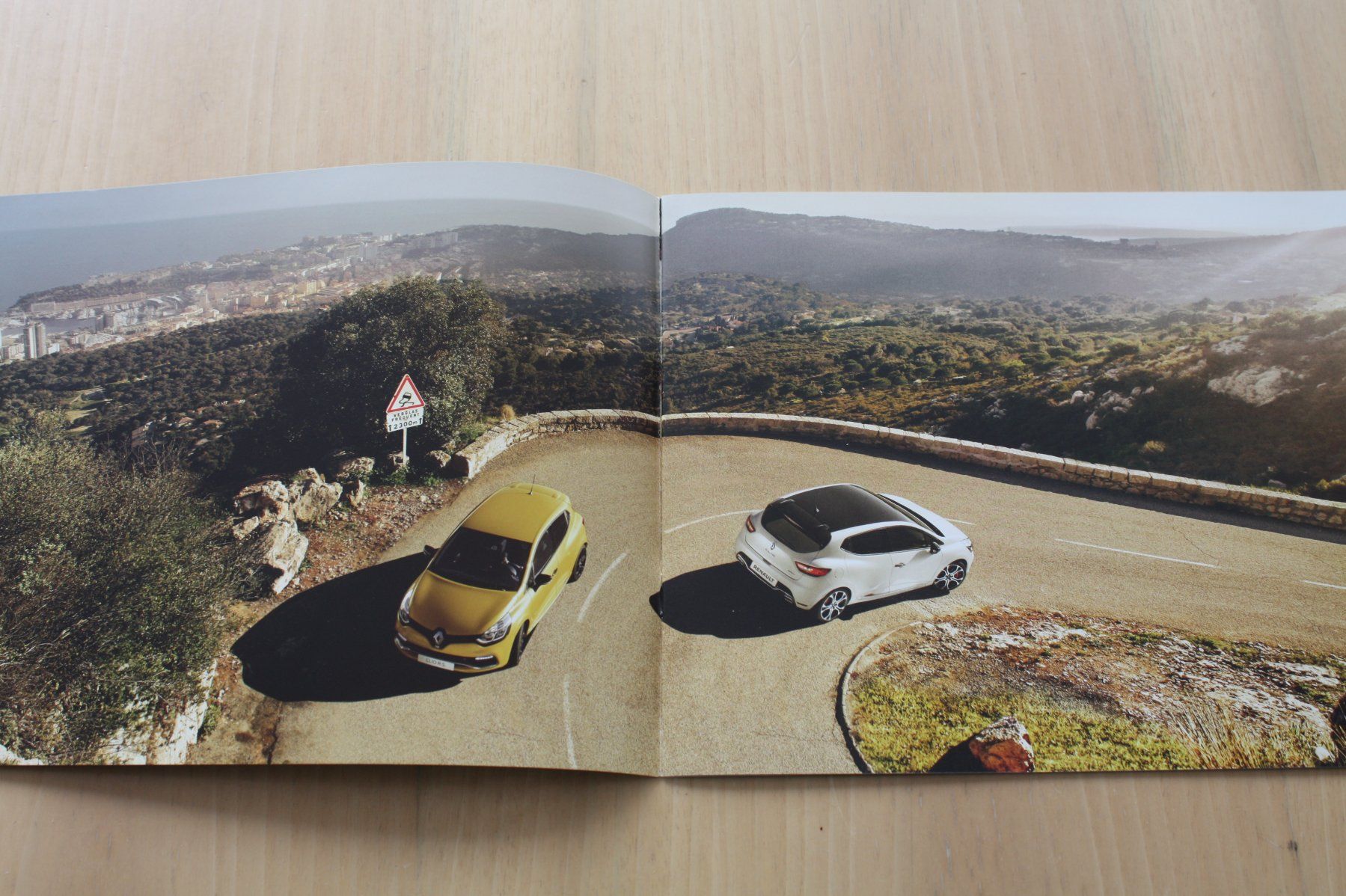 Renault Documenti: Renault Clio R.S. CH-Prospekt 2015 – Usato da Wikon venduto da erwin400 1