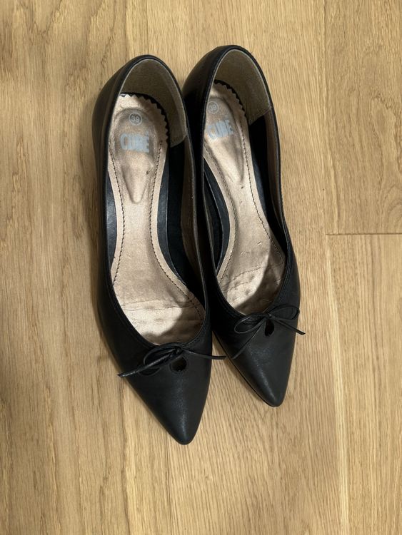 Ballerinas Spitz (Gebraucht) in für CHF 7 – mit Lieferung auf Ricardo ...