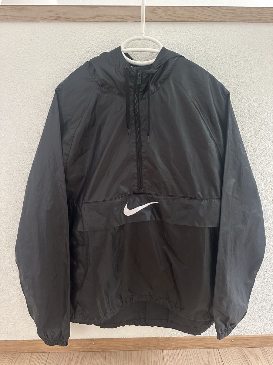 Nike Vestes: Nike Trainingsjacke – D'occasion à Heiligkreuz (Mels) par wil_8gv5
