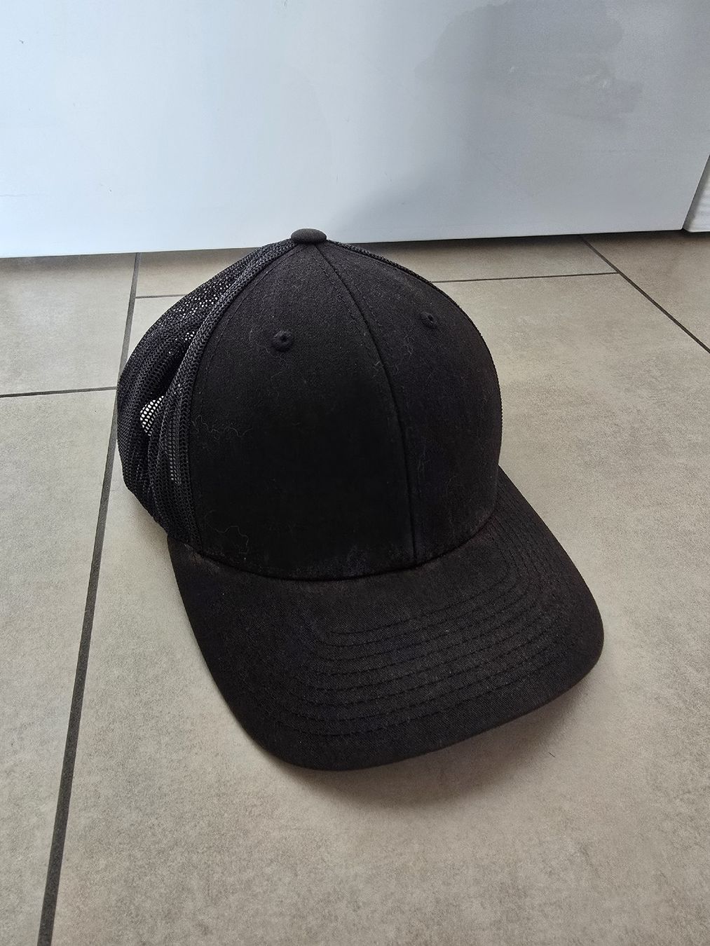 Hüte, Mützen & Caps: Cap - Mütze – Gebraucht aus Rickenbach b. Wil von VeryLovelyThings