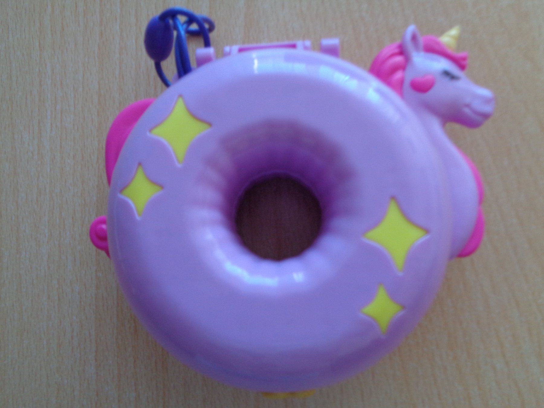 Polly Pocket Giocattoli: Polly Pocket Einhorn Donut – Usato da Dietikon venduto da chroetli77