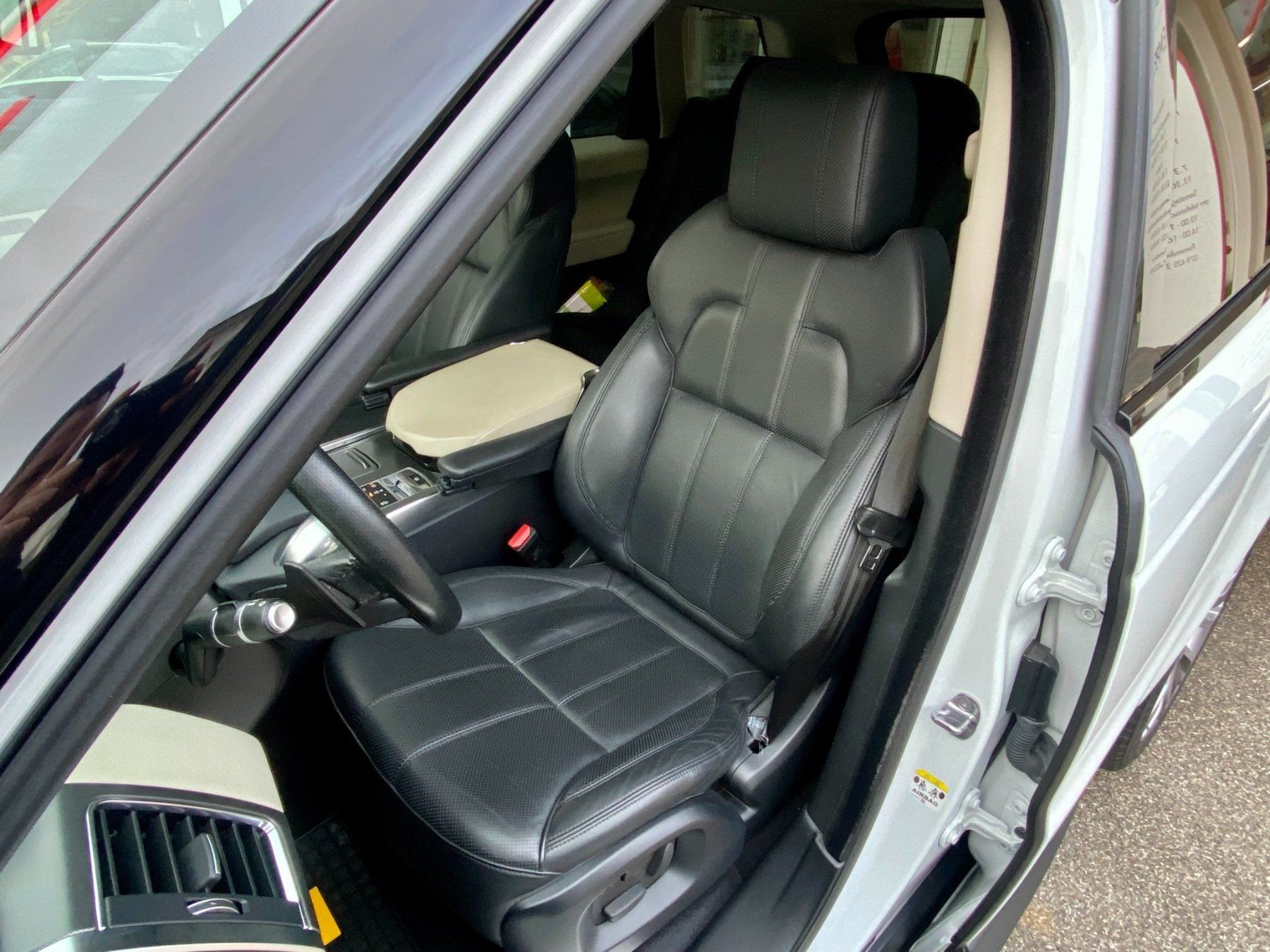 Land Rover Automobili: LAND ROVER Range Rover Sport 3.0 SDV6 HSE Dynamic Automatic – Usato da Ermenswil venduto da Garage-Foresti 2