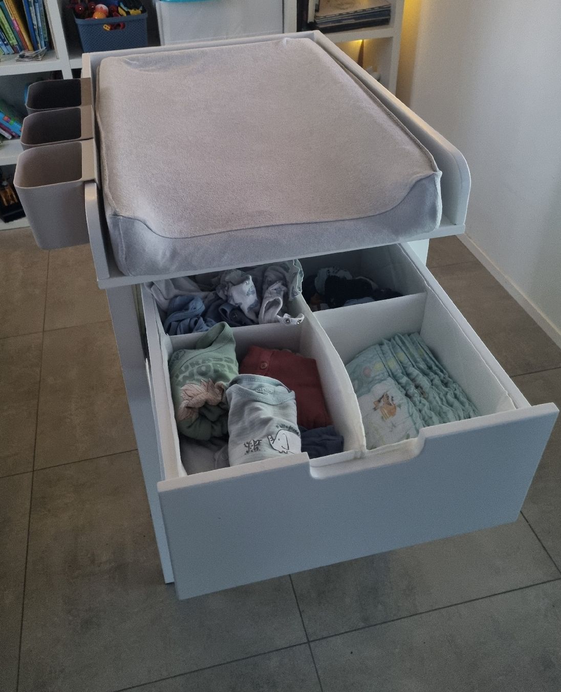 Fasciatoi & Accessori: Gut erhaltener Wickeltisch – Usato da Allschwil venduto da RWest 3