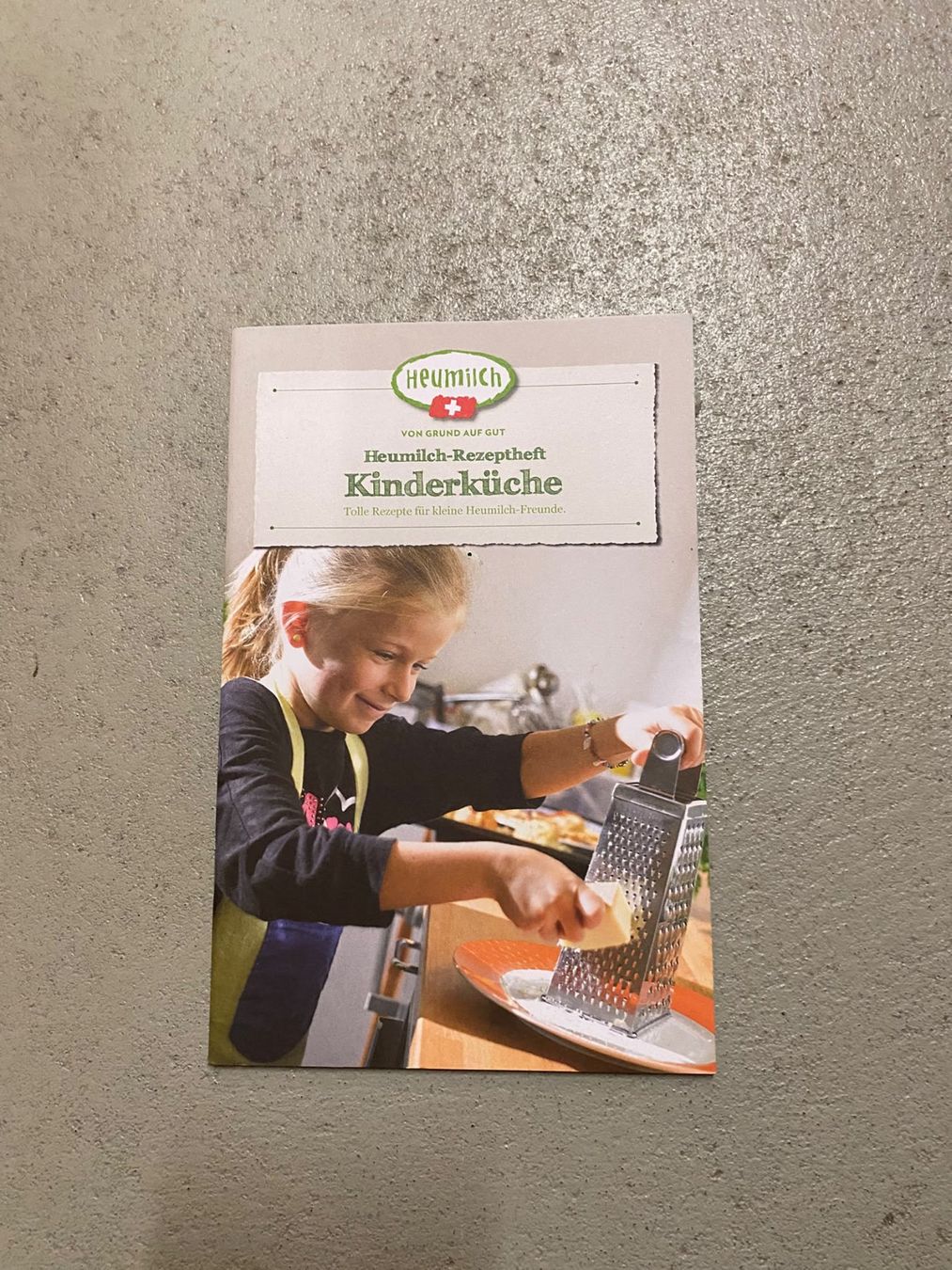 Zeitschriften & Magazine: Heumilch Rezeptheft Kinderküche – Gebraucht aus Zürich von drummergirl98