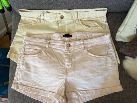 Lot de 2 shorts rose et jaune clair taille 42 EUR