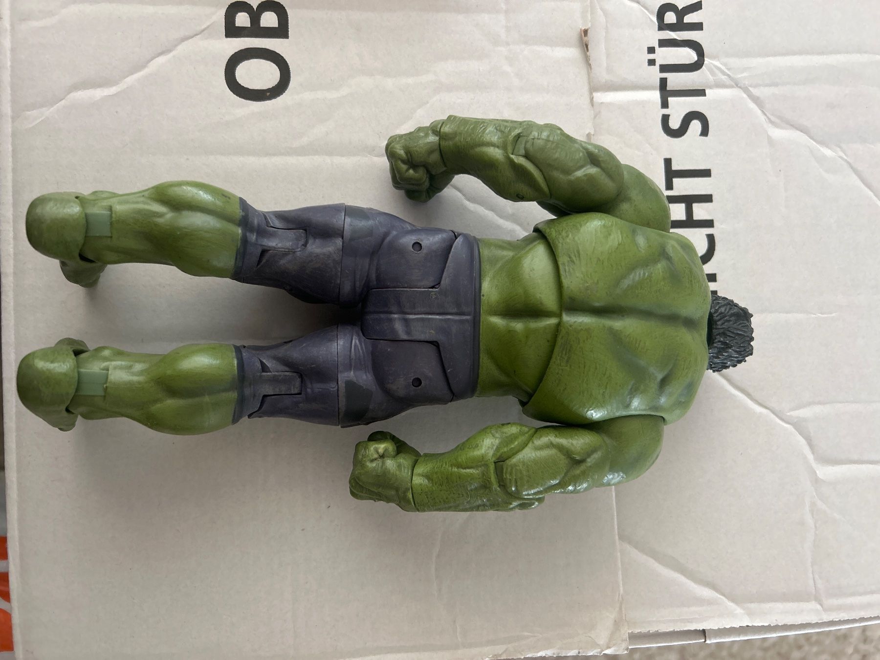 Marvel Statuette: Marvel Hulk Action Figur – Usato da Zürich venduto da Guti90 2