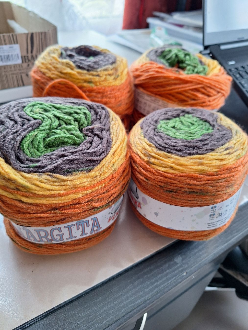Lana: 4x strickwolle – Nuovo e nell'imballaggio originale da Waldstatt venduto da Liz8 1