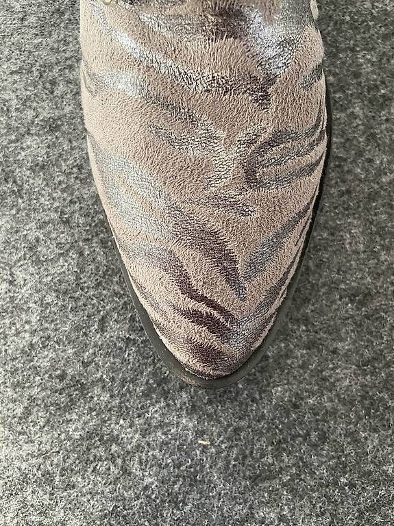Damenschuhe: Bottines grises zèbrées T 39 Neuves – Gebraucht aus Confignon von MVAR 2