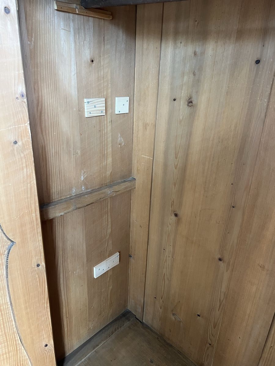 Armadi: Antiker Schrank – Usato da Würenlos venduto da Patrizia023 2