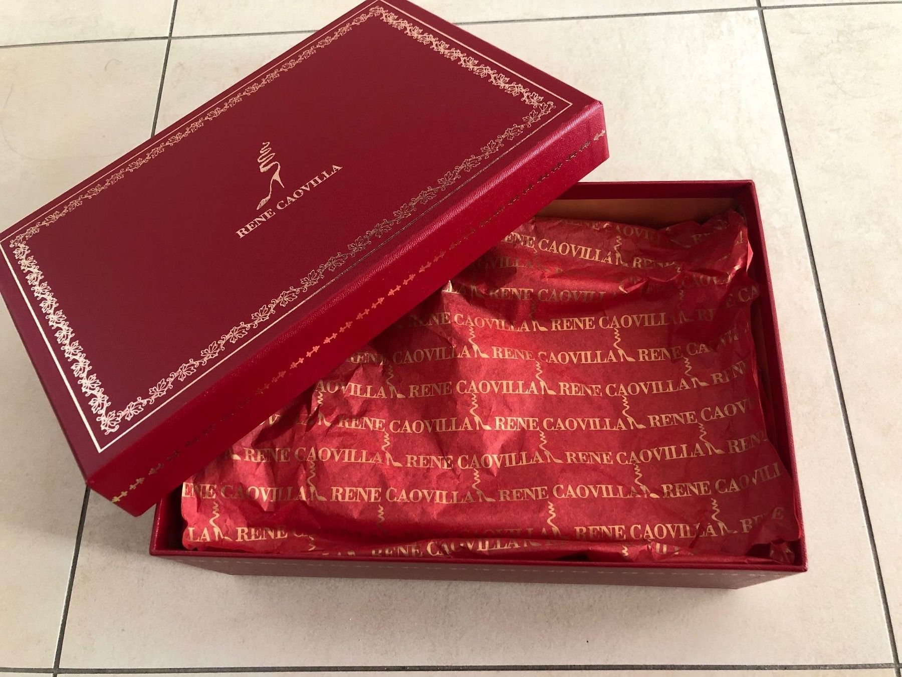 Altro in Decorazioni & Accessori: Box scarpe Caovilla – Nuovo e nell'imballaggio originale da Davesco-Soragno venduto da dvf_7h6d 1